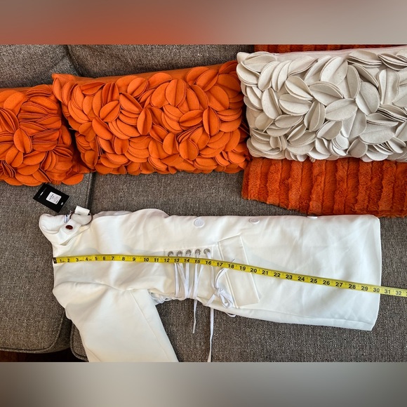 ❣️🆕Fashion Nova X Cardi B White Boardin’ Jets Blazer Dress❣️ - Picture 12 of 13